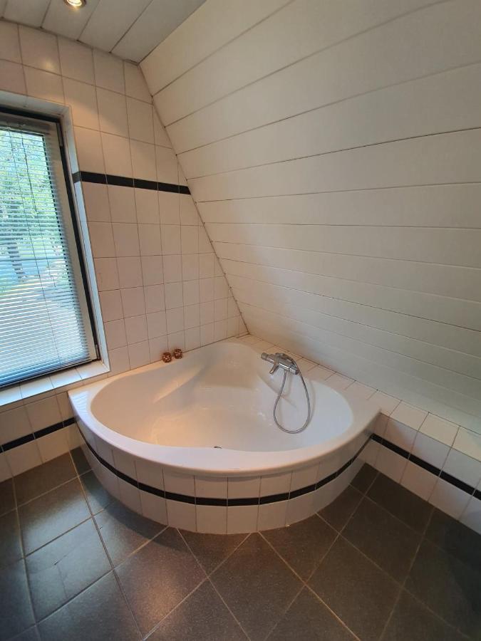 De Vliegende Vlinder Bed & Breakfast Nederweert Eksteriør bilde